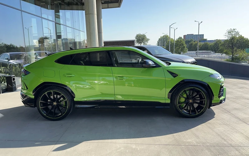 Lamborghini Urus Pearl Capsule, снимка 3 - Автомобили и джипове - 51578436