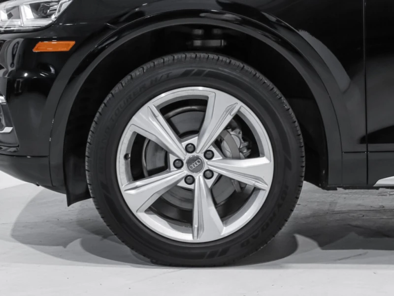 Audi Q5 * 45TFSI Quattro / Progressiv Pkg / Panoramic / Na, снимка 11 - Автомобили и джипове - 52848508