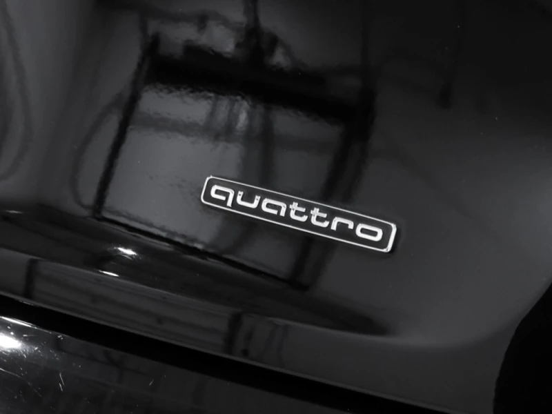 Audi Q5 * 45TFSI Quattro / Progressiv Pkg / Panoramic / Na, снимка 10 - Автомобили и джипове - 52848508