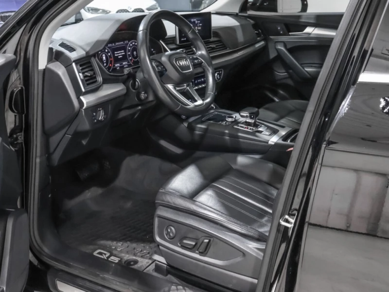 Audi Q5 * 45TFSI Quattro / Progressiv Pkg / Panoramic / Na, снимка 14 - Автомобили и джипове - 52848508