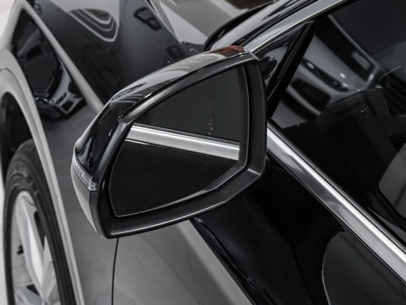 Audi Q5 * 45TFSI Quattro / Progressiv Pkg / Panoramic / Na, снимка 12 - Автомобили и джипове - 52848508