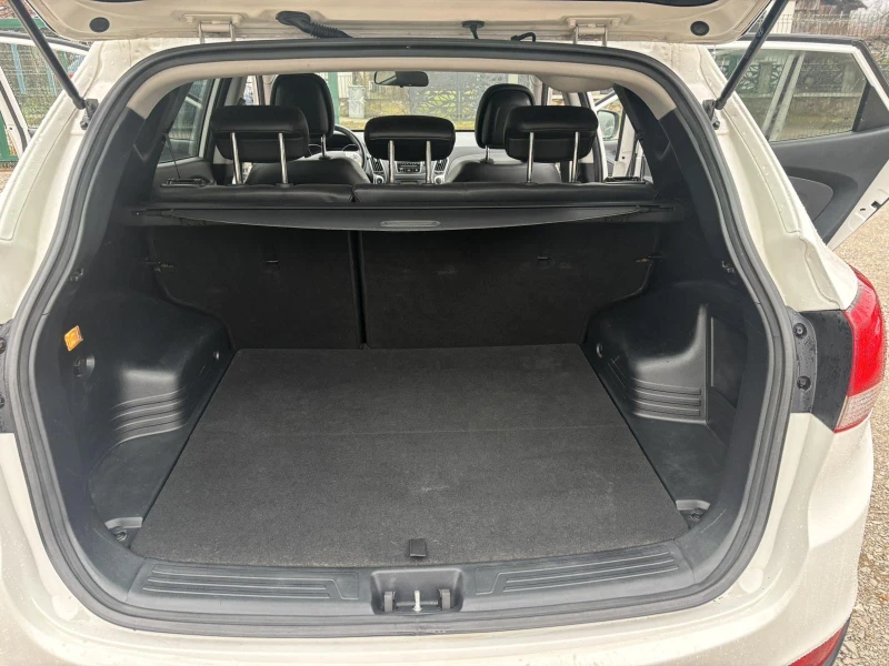 Hyundai IX35 1.7CRDI, снимка 8 - Автомобили и джипове - 53303676