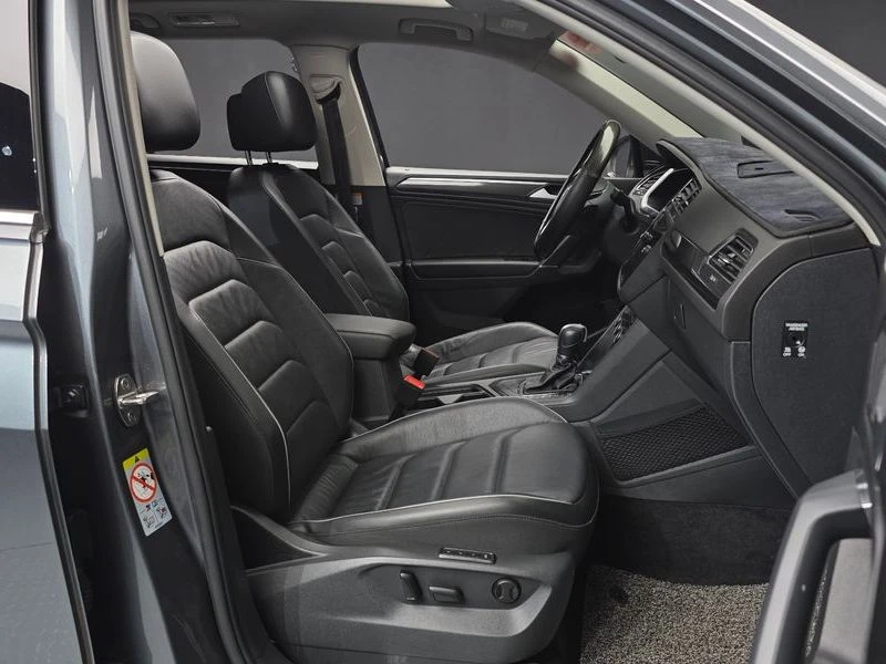VW Tiguan 2.0 TDI Prestige| 150к.с., снимка 11 - Автомобили и джипове - 56309967