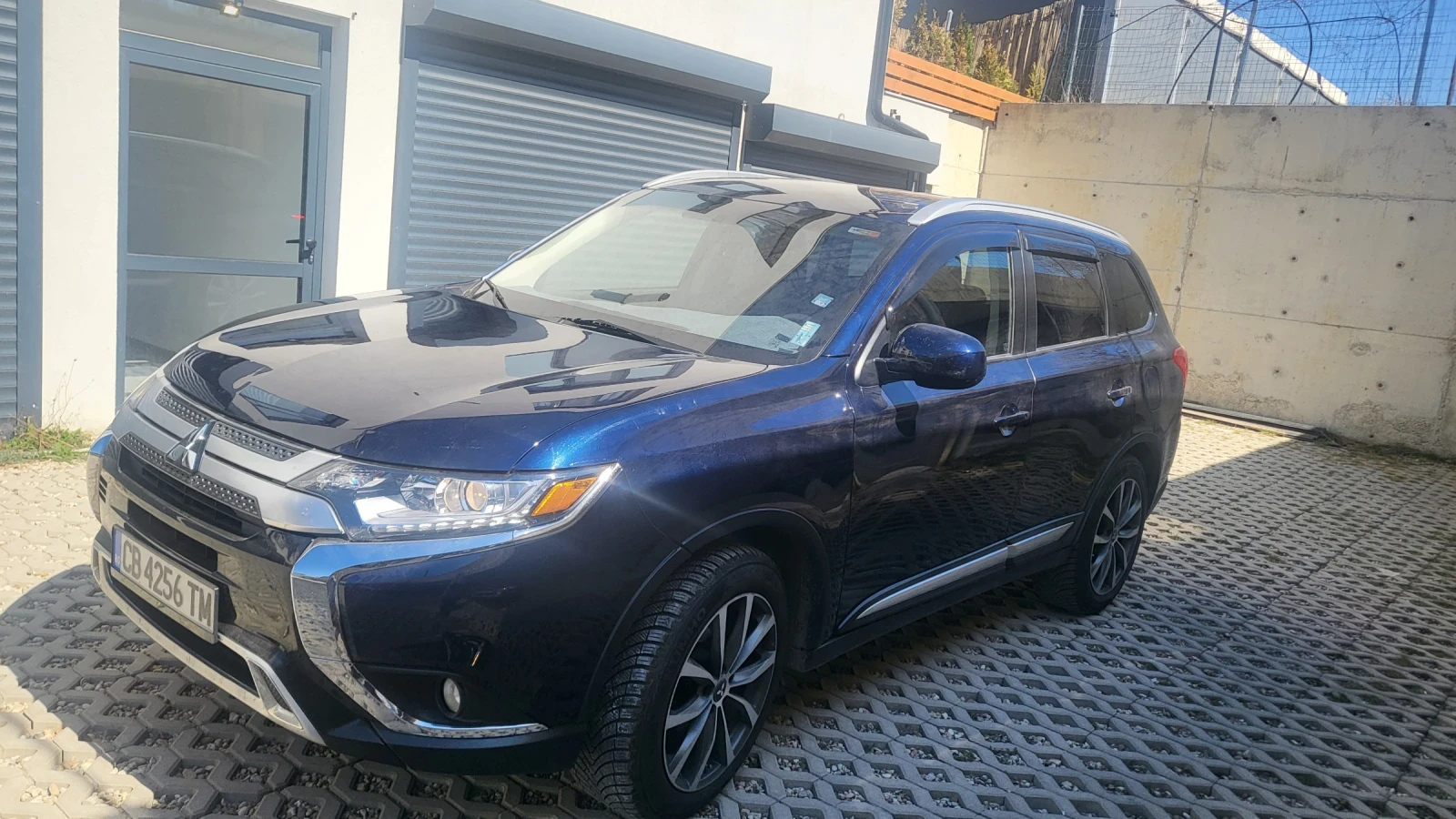 Mitsubishi Outlander  - изображение 5