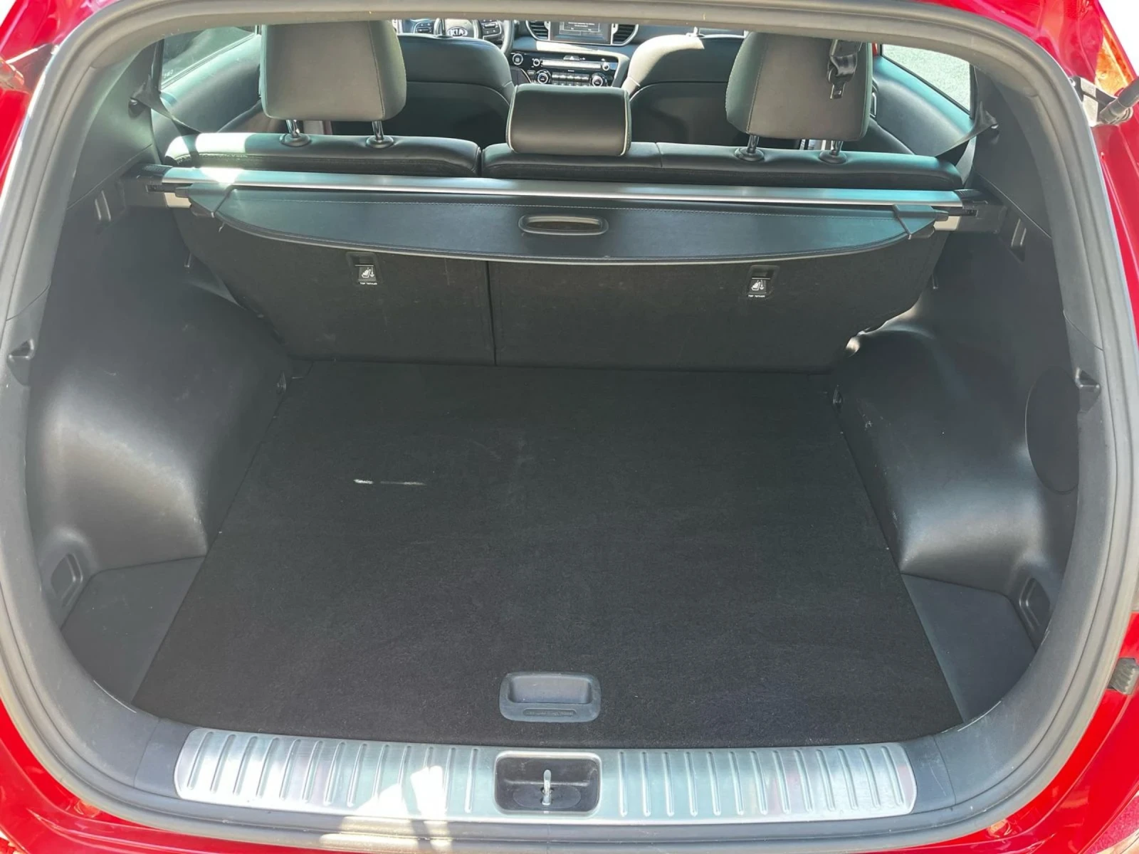 Kia Sportage  1. 7CRDI GT LINE PREMIUM PACK - изображение 8