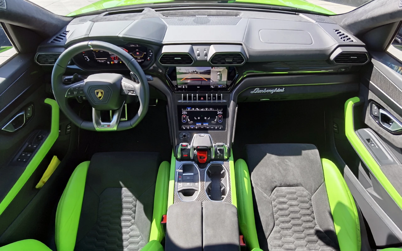 Lamborghini Urus Pearl Capsule - изображение 5