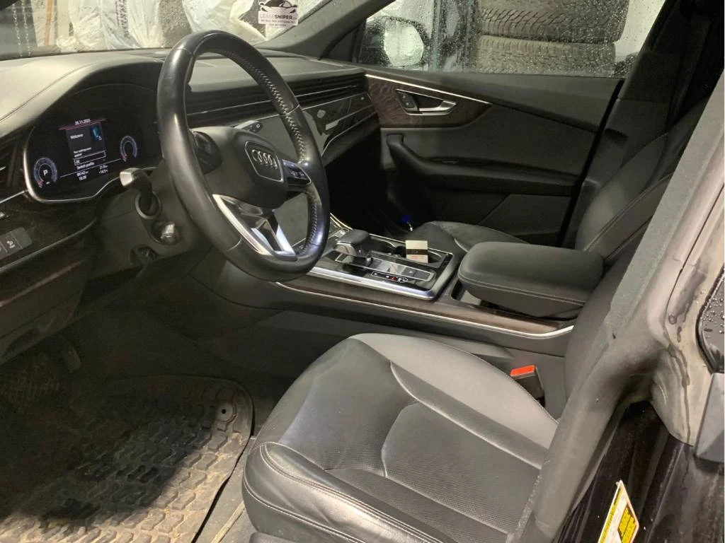 Audi Q8 Progressiv 55 * CARFAX* ОПЦИЯ ЗА ФИНАНСИРАНЕ*  - изображение 5