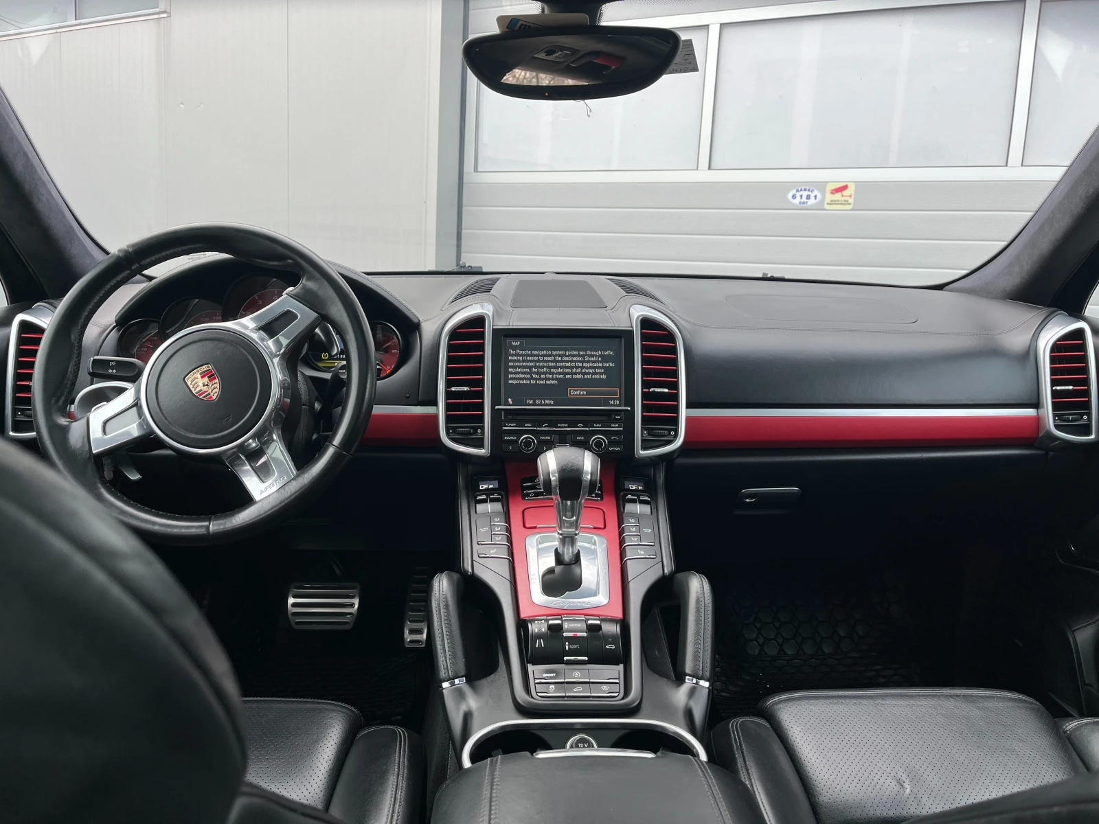 Porsche Cayenne 4.8 V8 TURBO PANORAMA/2xTV/XENON/NAVI/''21 - изображение 7