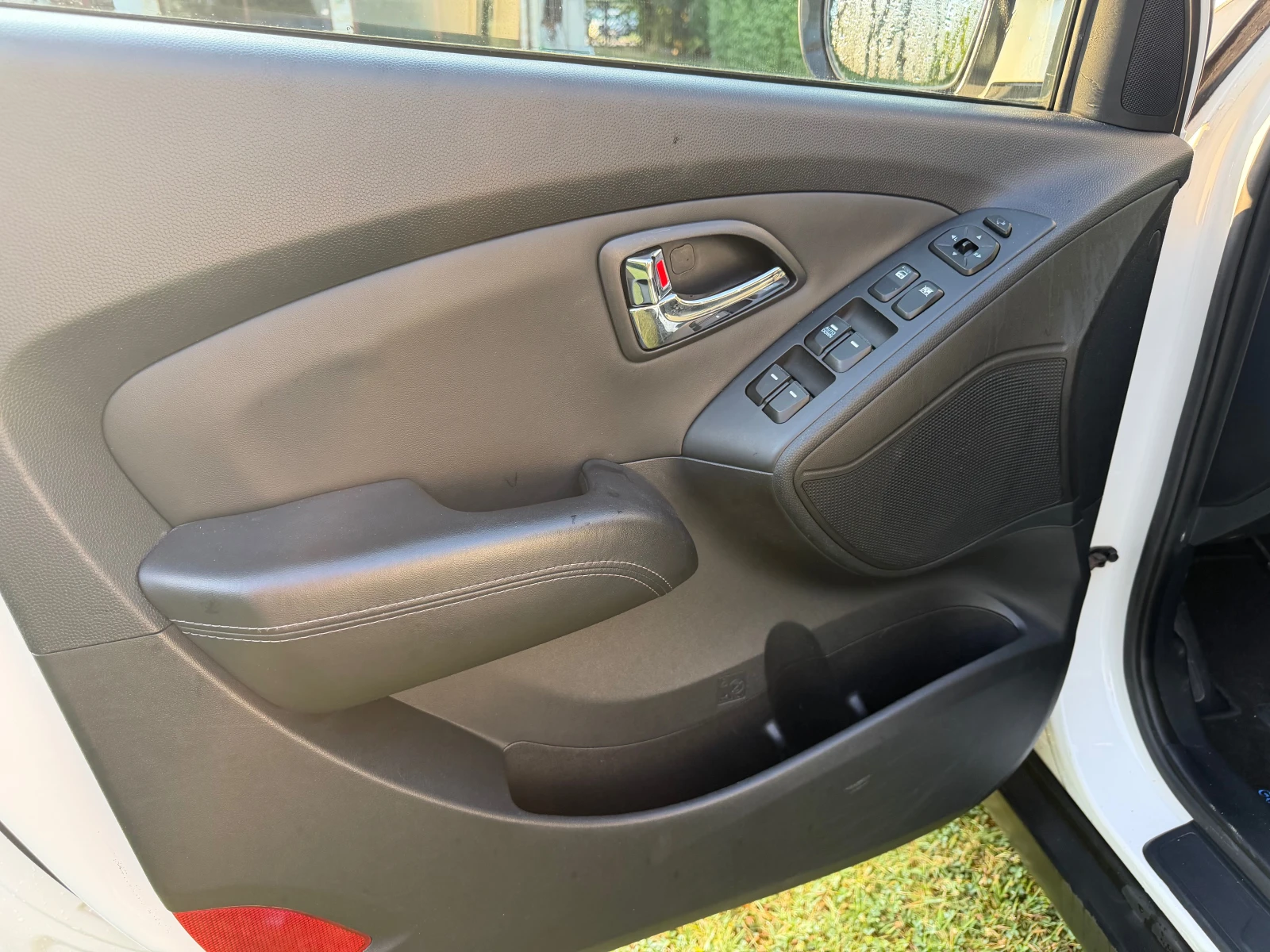 Hyundai IX35 1.7CRDI, снимка 13 - Автомобили и джипове - 53303676