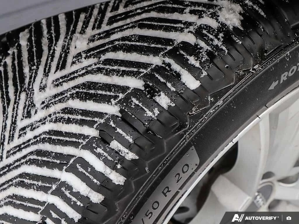 Audi Q8 * ProgressivACCIDENT FREE, DRIVERS ASSIST PACK, B&, снимка 10 - Автомобили и джипове - 53925614