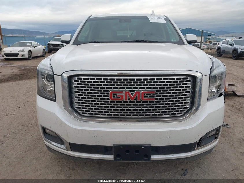 Gmc Yukon 6.2l Xl Denali, снимка 13 - Автомобили и джипове - 53975791