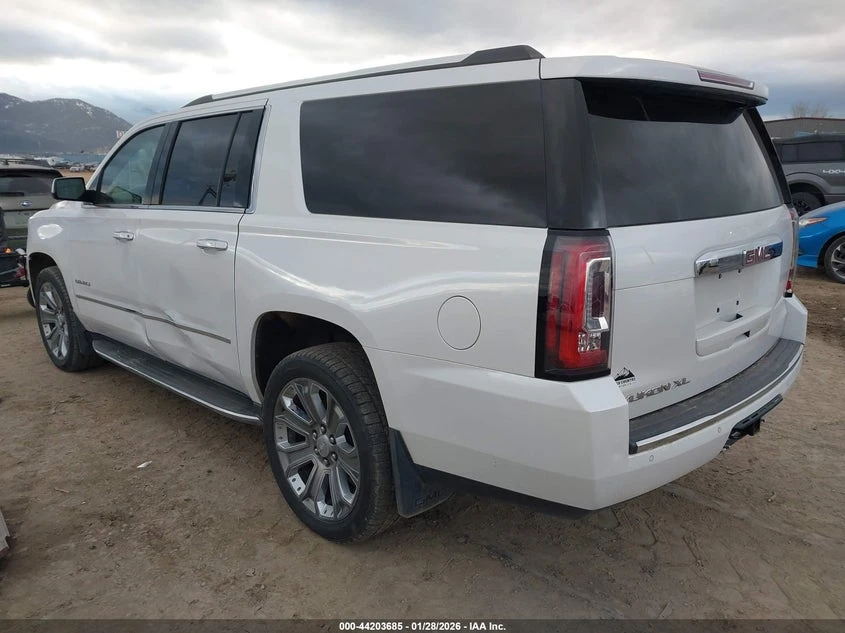 Gmc Yukon 6.2l Xl Denali, снимка 3 - Автомобили и джипове - 53975791