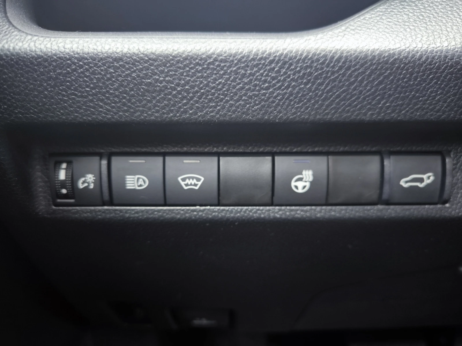 Toyota Rav4 Hybrid, снимка 15 - Автомобили и джипове - 54033965