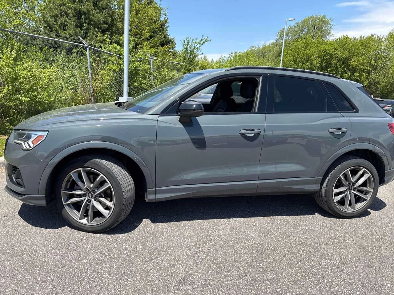 Audi Q3 * 45 TFSI quattro * CARFAX * ЦЕНА ДО БГ, снимка 2 - Автомобили и джипове - 54720197