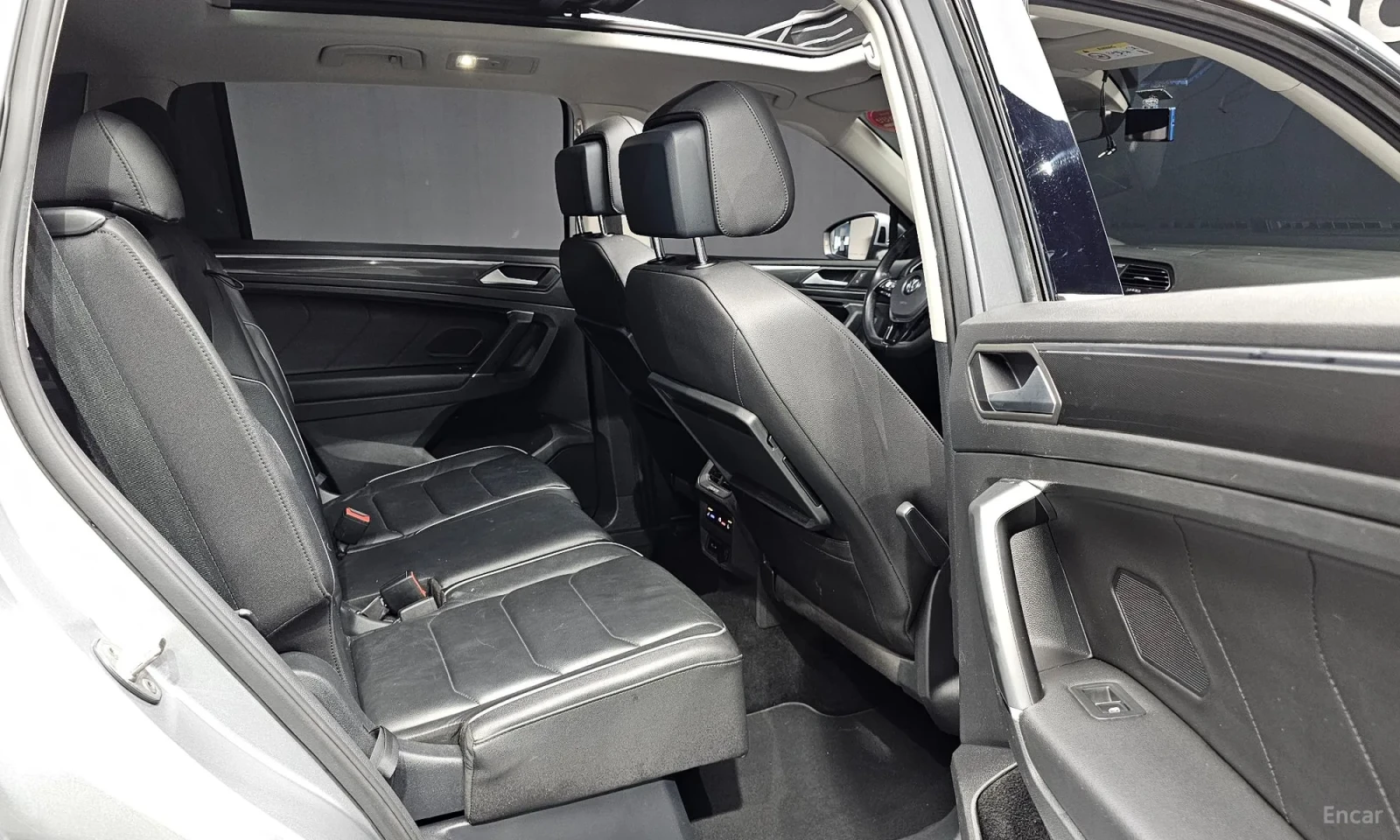 VW Tiguan Allspace 2.0TDI* TOP* 122000KM!!!* UNIKAT* PRESTIGE, снимка 12 - Автомобили и джипове - 55184141