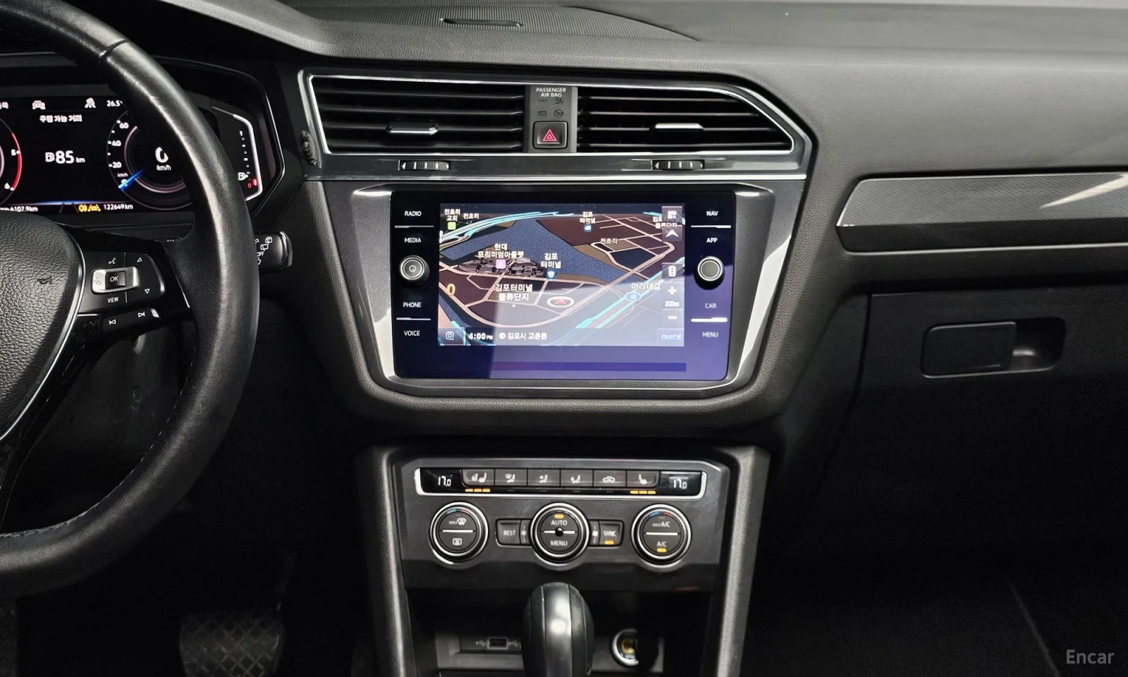 VW Tiguan Allspace 2.0TDI* TOP* 122000KM!!!* UNIKAT* PRESTIGE, снимка 15 - Автомобили и джипове - 55184141