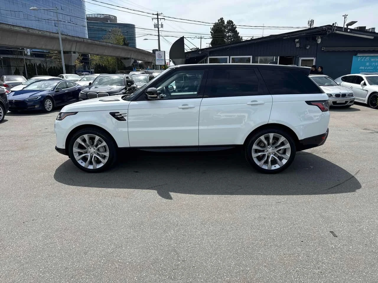 Land Rover Range Rover Sport * MHEV HSE * АВТОКРЕДИТ БЕЗ ПЪРВОНАЧАЛНА ВНОСКА* , снимка 2 - Автомобили и джипове - 55194919
