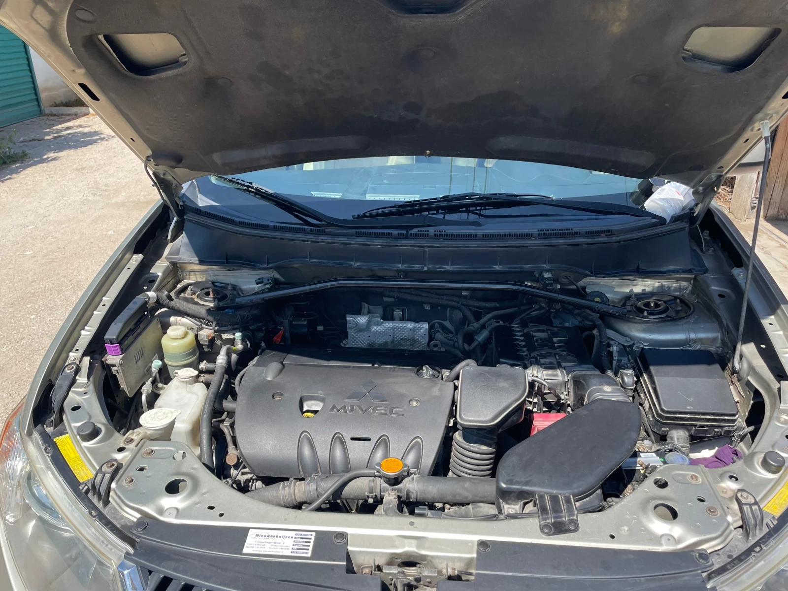 Mitsubishi Outlander 2, 4i awd, снимка 6 - Автомобили и джипове - 55501605