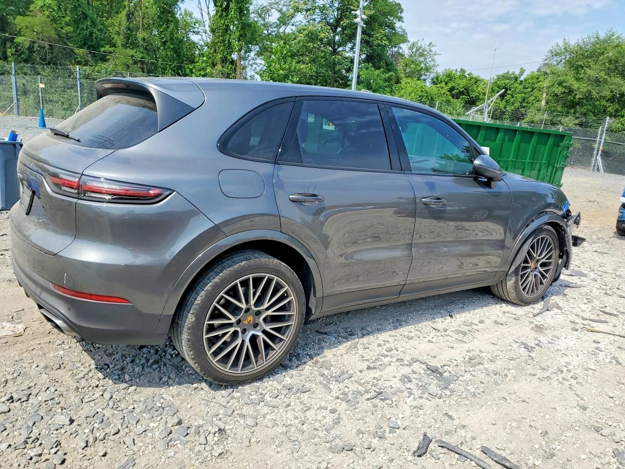 Porsche Cayenne 3.0l, снимка 3 - Автомобили и джипове - 55566257