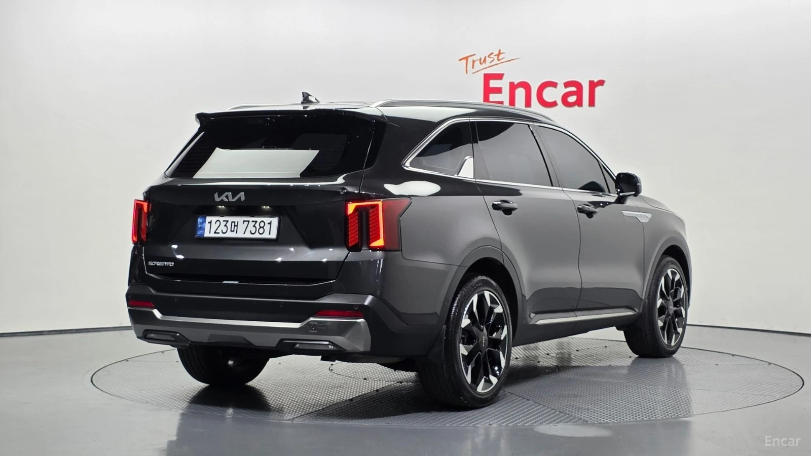 Kia Sorento SIGNATURE | 360| CAMS| VENTED| ACC, снимка 2 - Автомобили и джипове - 56118851