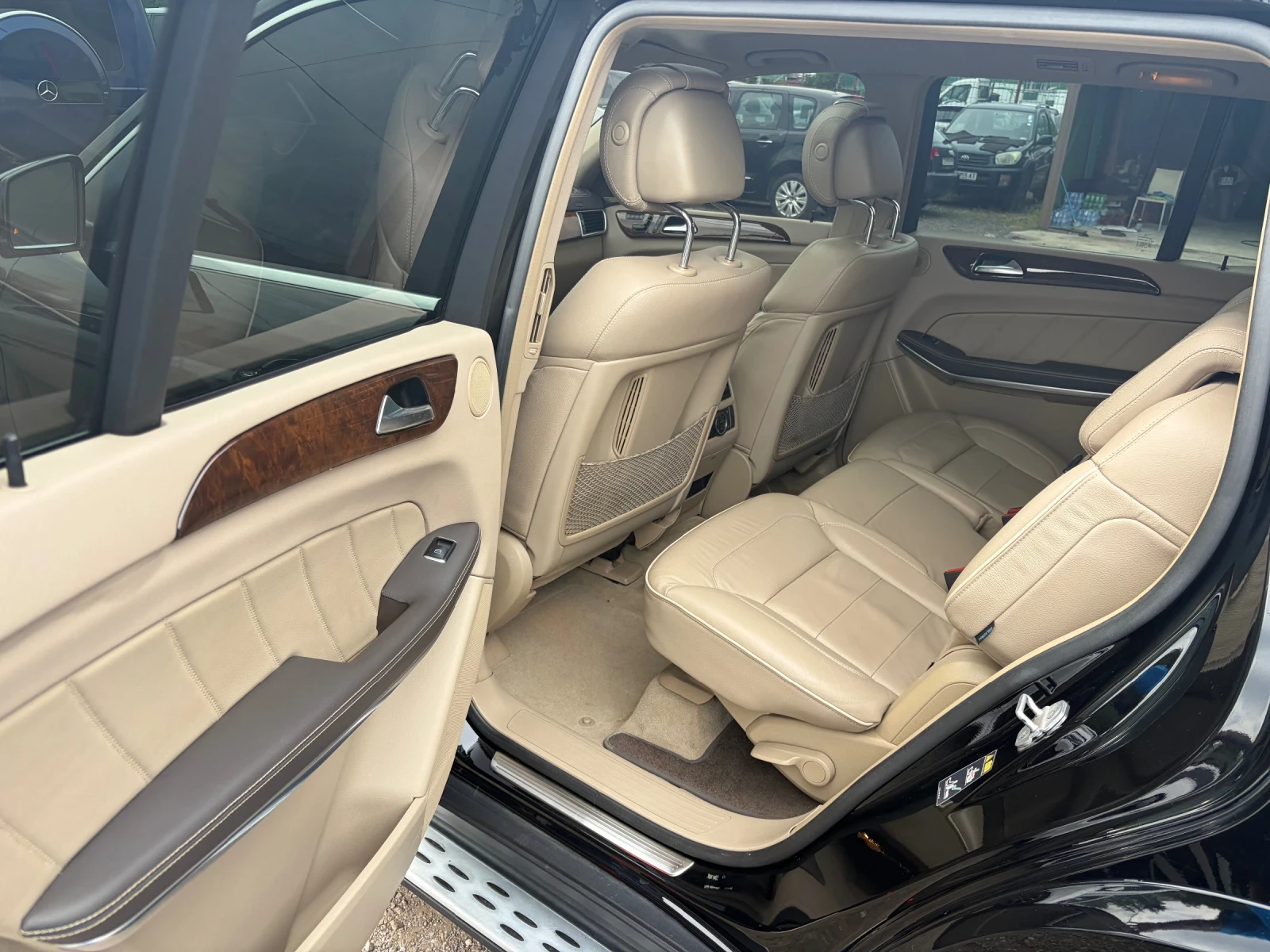 Mercedes-Benz GL 500, снимка 12 - Автомобили и джипове - 56172169