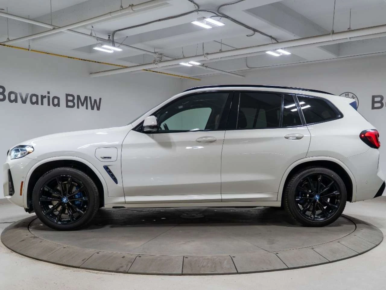 BMW X3 xDrive30e X3, снимка 2 - Автомобили и джипове - 56576906