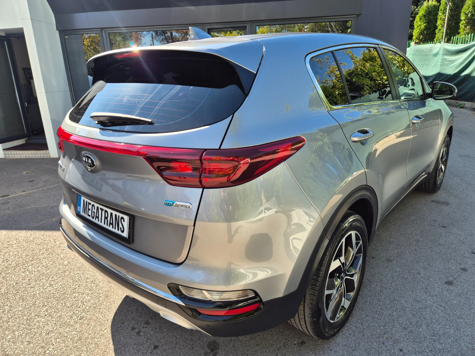 Kia Sportage 1.6 CRDI 4x2 ������� � �� | Mobile.bg � ����������� 3