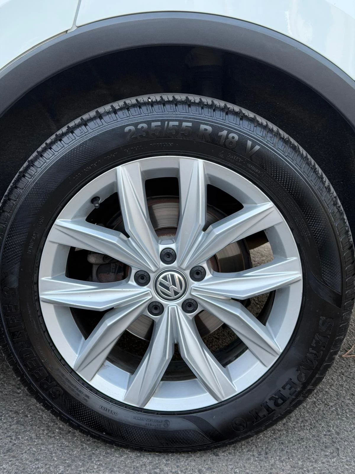 VW Tiguan, снимка 8 - Автомобили и джипове - 56646728