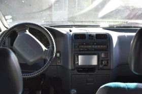 Toyota Hiace 4х4 - KLIMA - NAVI, снимка 3