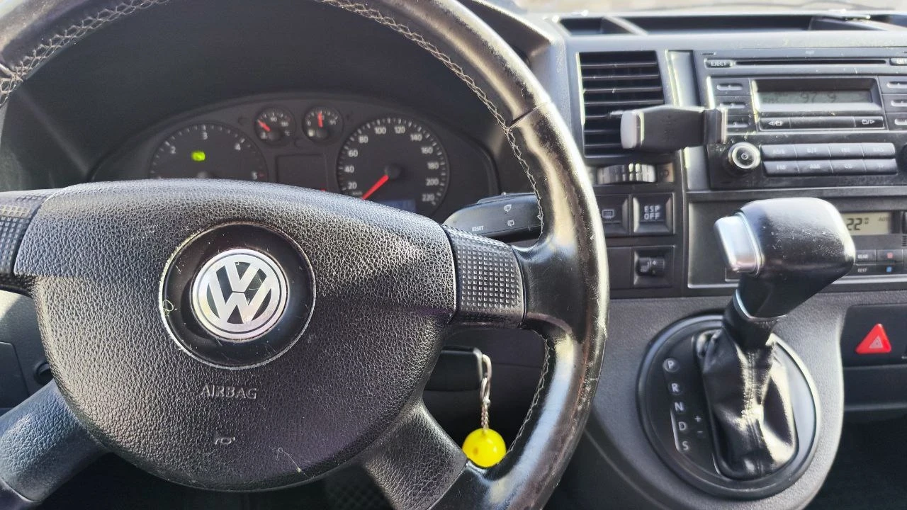 VW Caravelle  - изображение 6