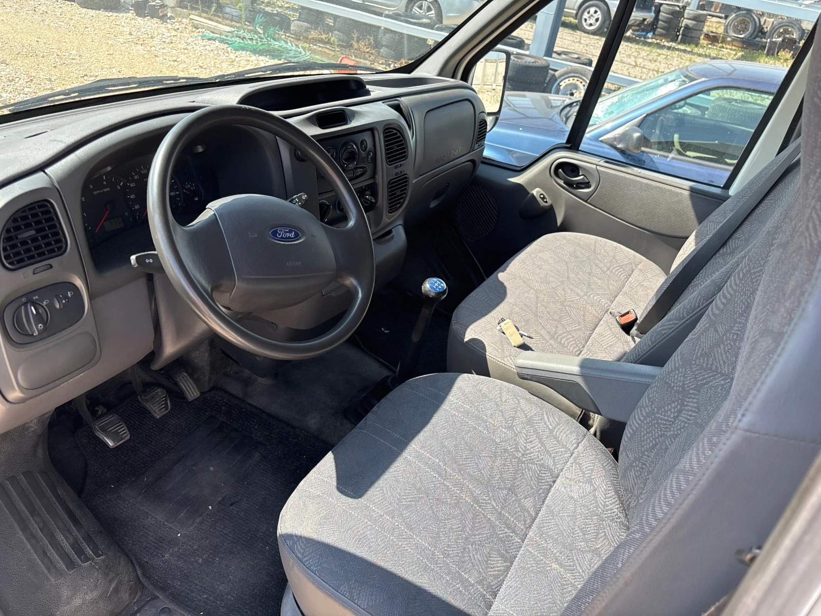 Ford Transit 330 - изображение 10