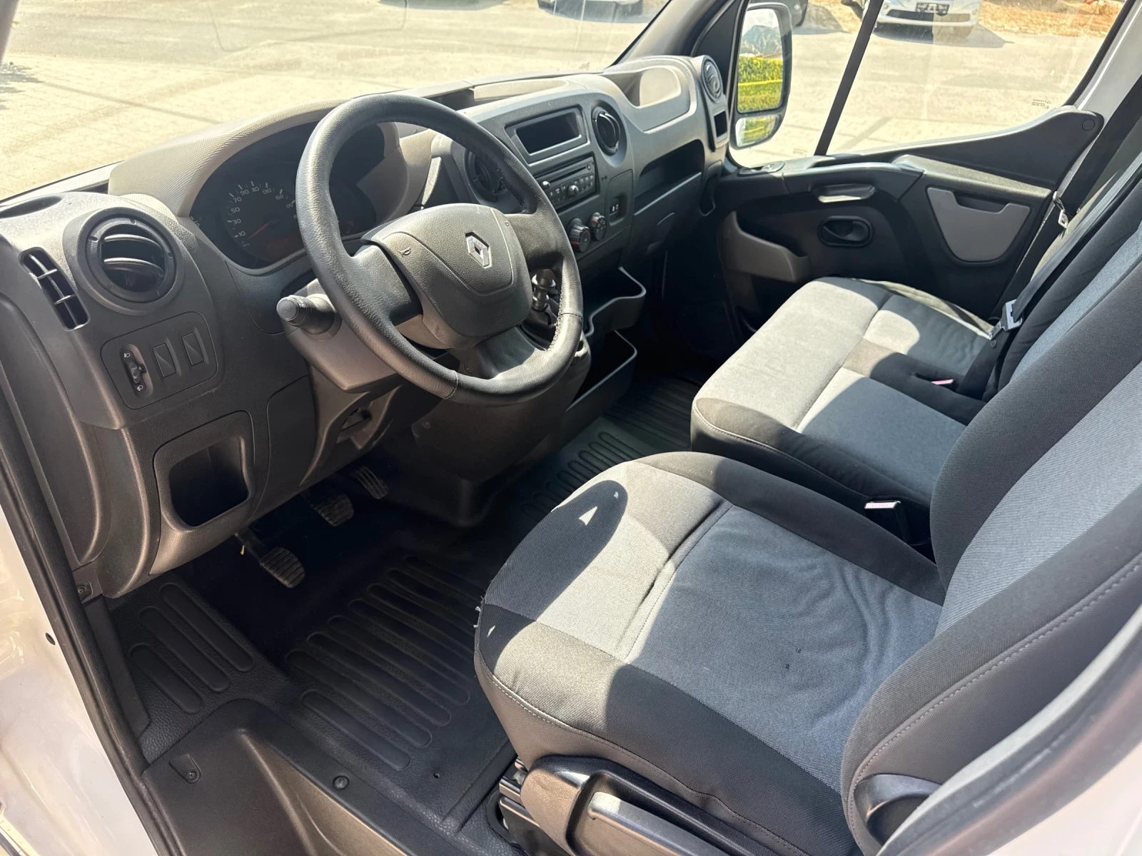 Renault Master 2.3dCI Климатик L2H2 Euro 5A , снимка 12 - Бусове и автобуси - 55833854