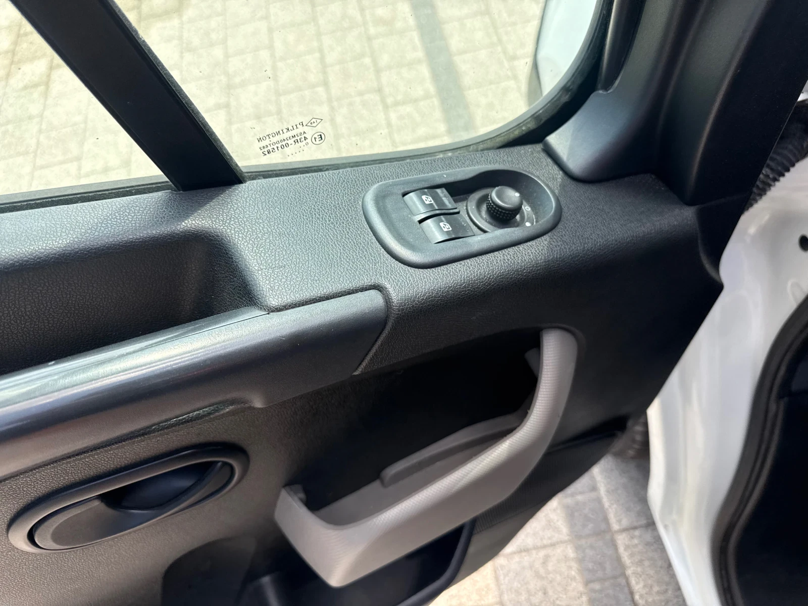 Renault Master 2.3dCI Климатик L2H2 Euro 5A , снимка 14 - Бусове и автобуси - 55833854