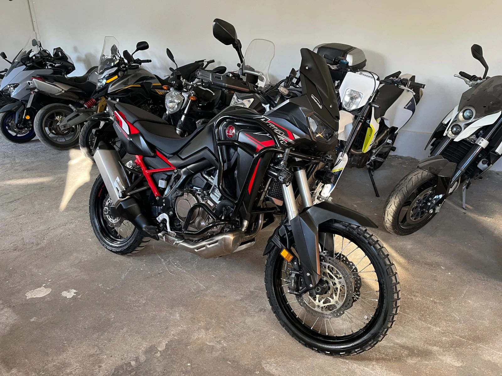 Honda Crf Africa Twin 1100 TCS ABS - изображение 9