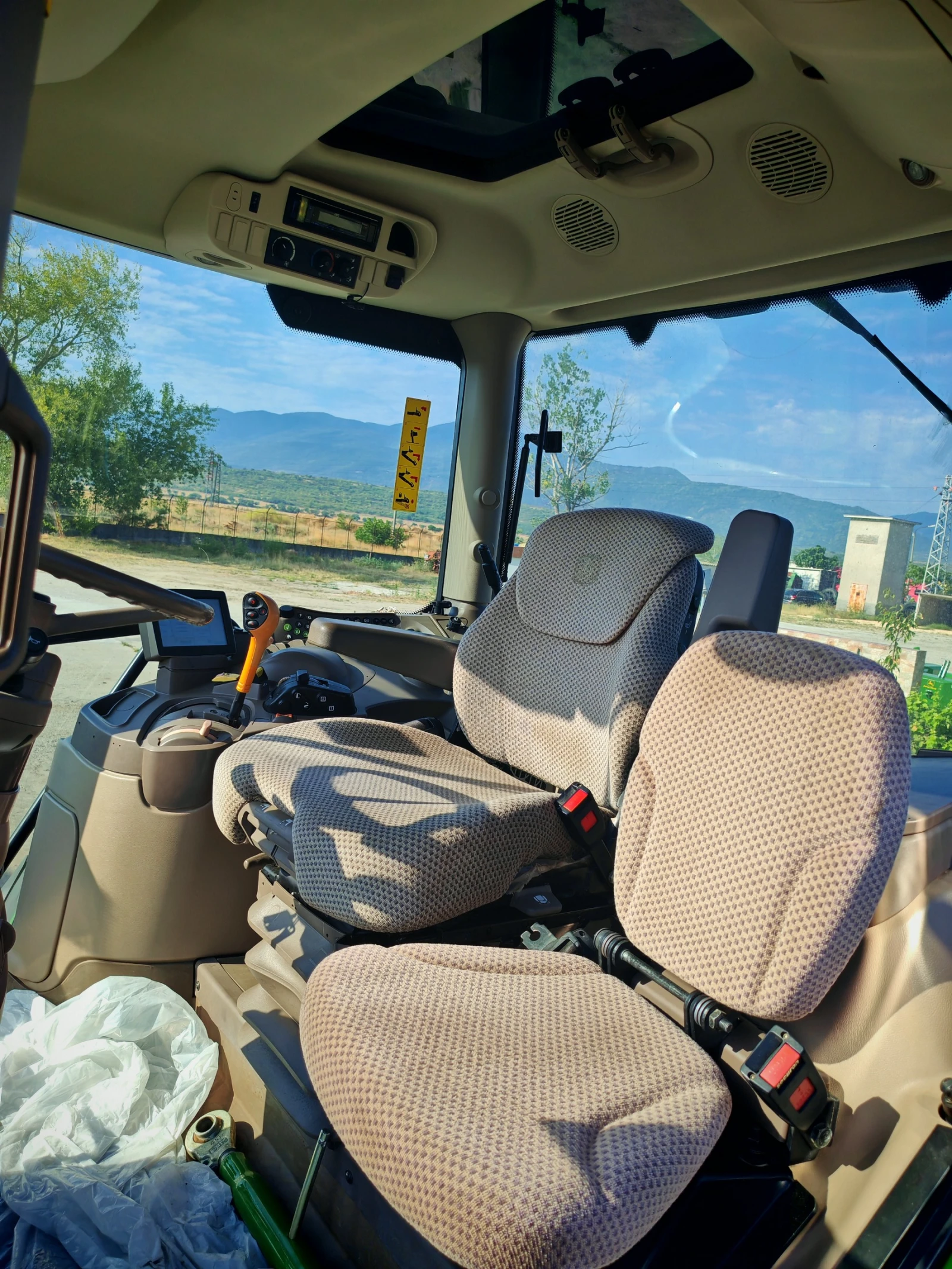  John Deere 6170R | Mobile.bg   15