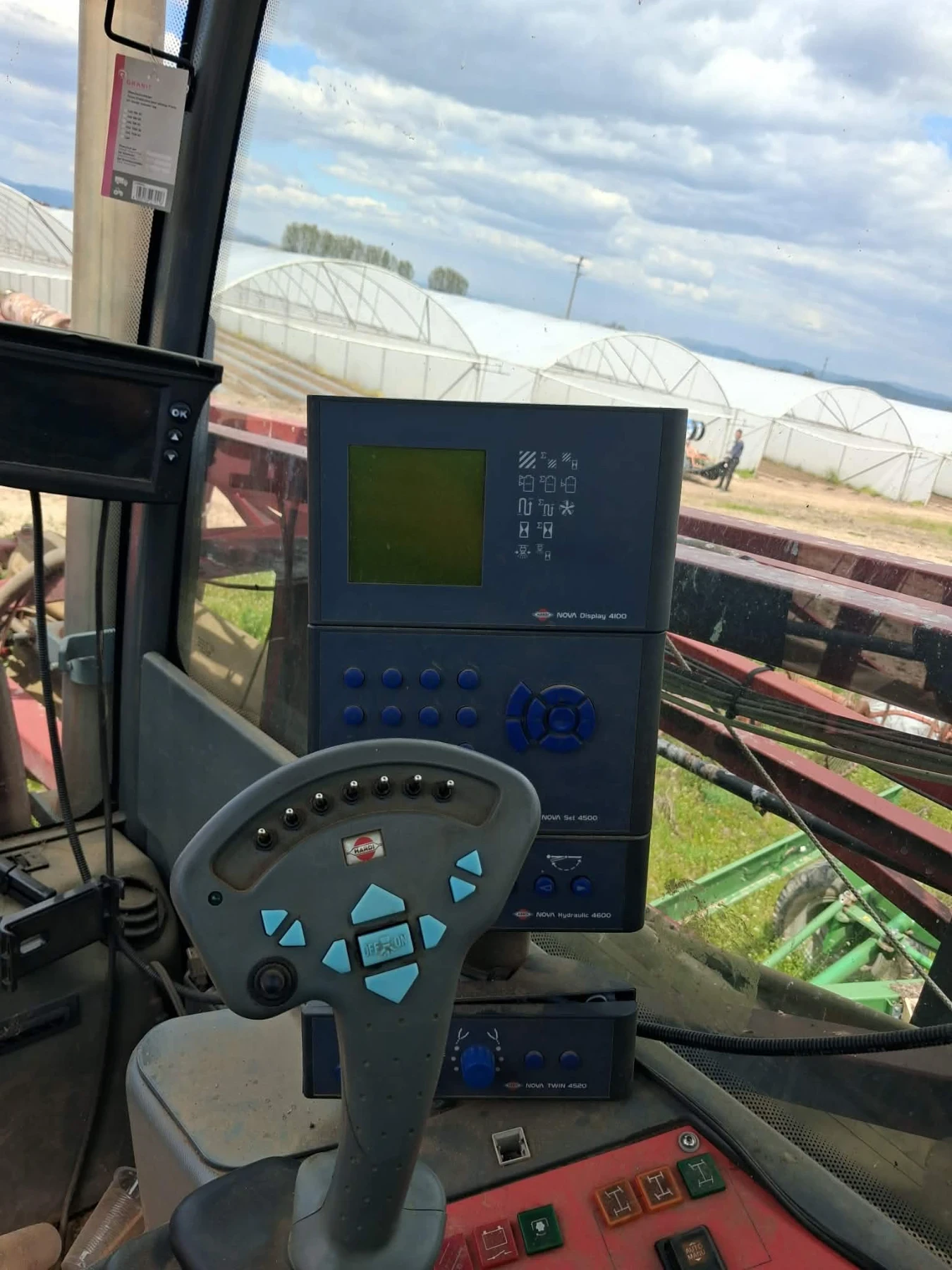 Самоходна пръскачка Друга марка, снимка 6 - Селскостопанска техника - 54166655