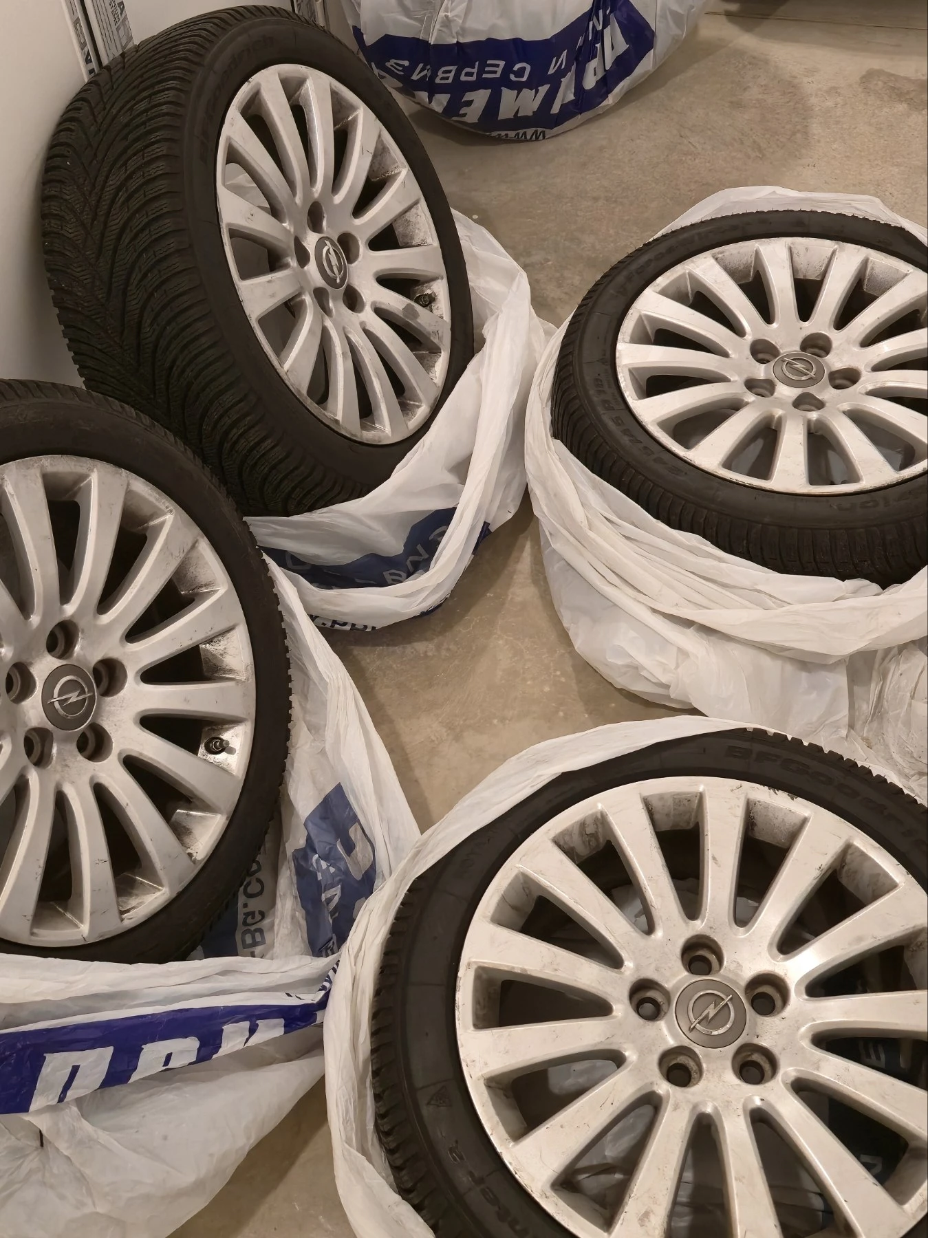 ���� � ������ 245/45R18 �� Opel Insignia | Mobile.bg � ����������� 9