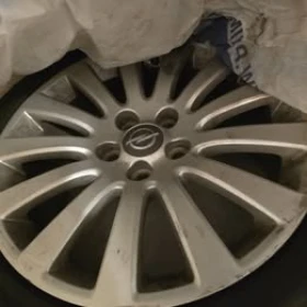 ����� �� �������� �� ���� � ������ 245/45R18 �� Opel Insignia