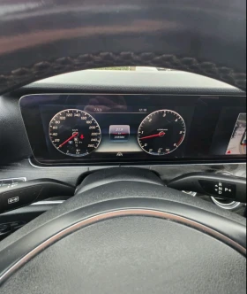 Mercedes-Benz E 350 4-матик, снимка 11