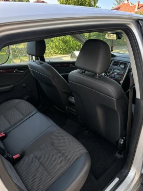 Mercedes-Benz B 200, снимка 3