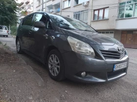 Toyota Verso Миниван , снимка 1