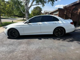 Mercedes-Benz E 53 AMG * CARFAX * ОПЦИЯ ЗА ФИНАНСИРАНЕ, снимка 2
