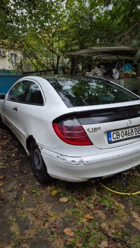 Mercedes-Benz C 180, снимка 6