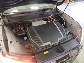 Audi E-Tron CARFAX*     | Mobile.bg    16