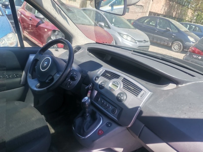 Renault Scenic 1.9DCI 130КС F9Q k8 facelift, снимка 15 - Автомобили и джипове - 47189718