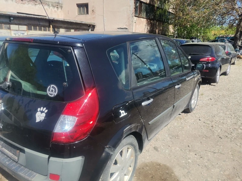 Renault Scenic 1.9DCI 130КС F9Q k8 facelift, снимка 8 - Автомобили и джипове - 47189718