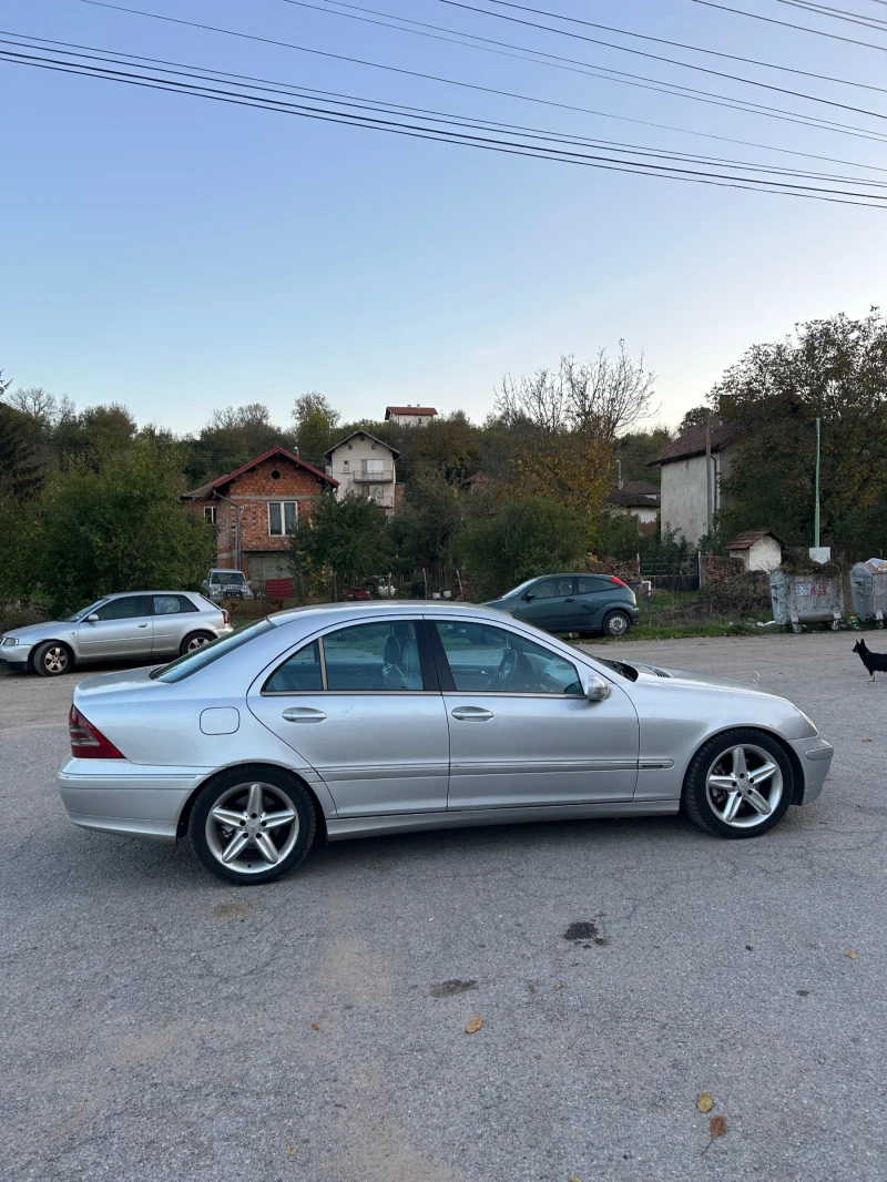 Mercedes-Benz C 270 C270 Автомат , снимка 6 - Автомобили и джипове - 47639239