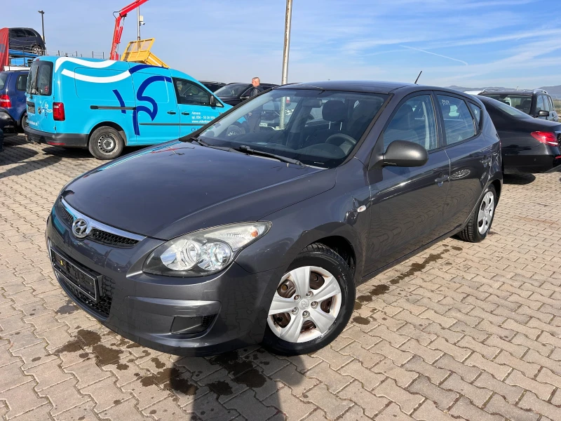 Hyundai I30 1.4i EURO 4 ЛИЗИНГ, снимка 1 - Автомобили и джипове - 47665693