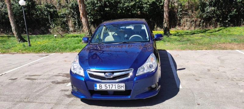 Subaru Legacy седан * кожен салон * реални километри, снимка 1 - Автомобили и джипове - 48243163