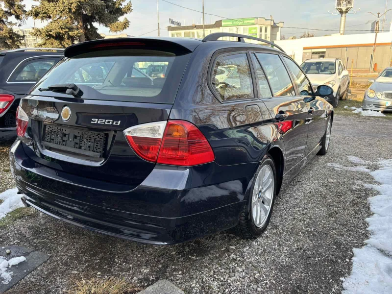 BMW 320, снимка 8 - Автомобили и джипове - 48559897